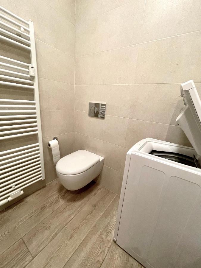 Bright Studio Apartment With Free Private Parking Meran Zewnętrze zdjęcie